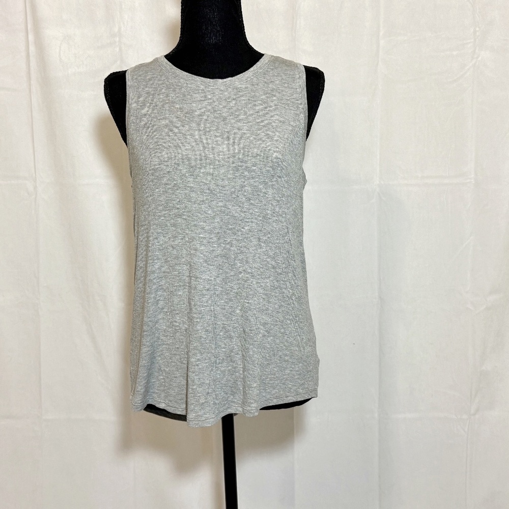 PREOWNED - Athleta With Ease Ribbed Tank Top